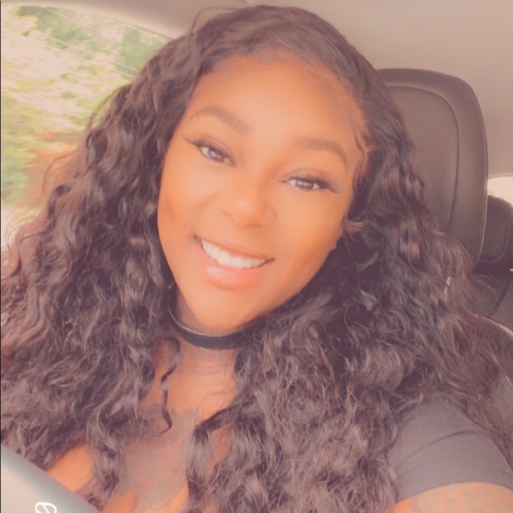 Meet your Posher, Tiana